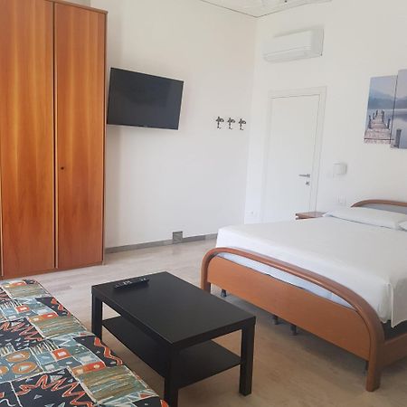 Eagle Rooms Riva del Garda Exterior foto